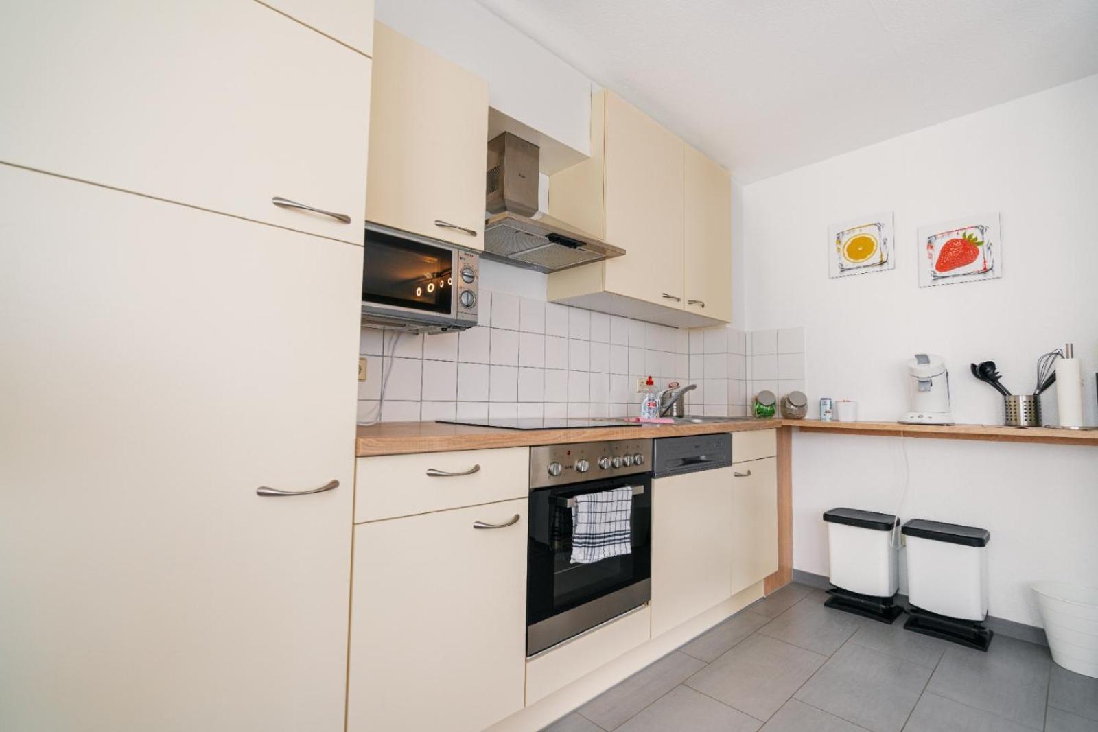 Apartment Enjoy รูสท์ ภายนอก รูปภาพ