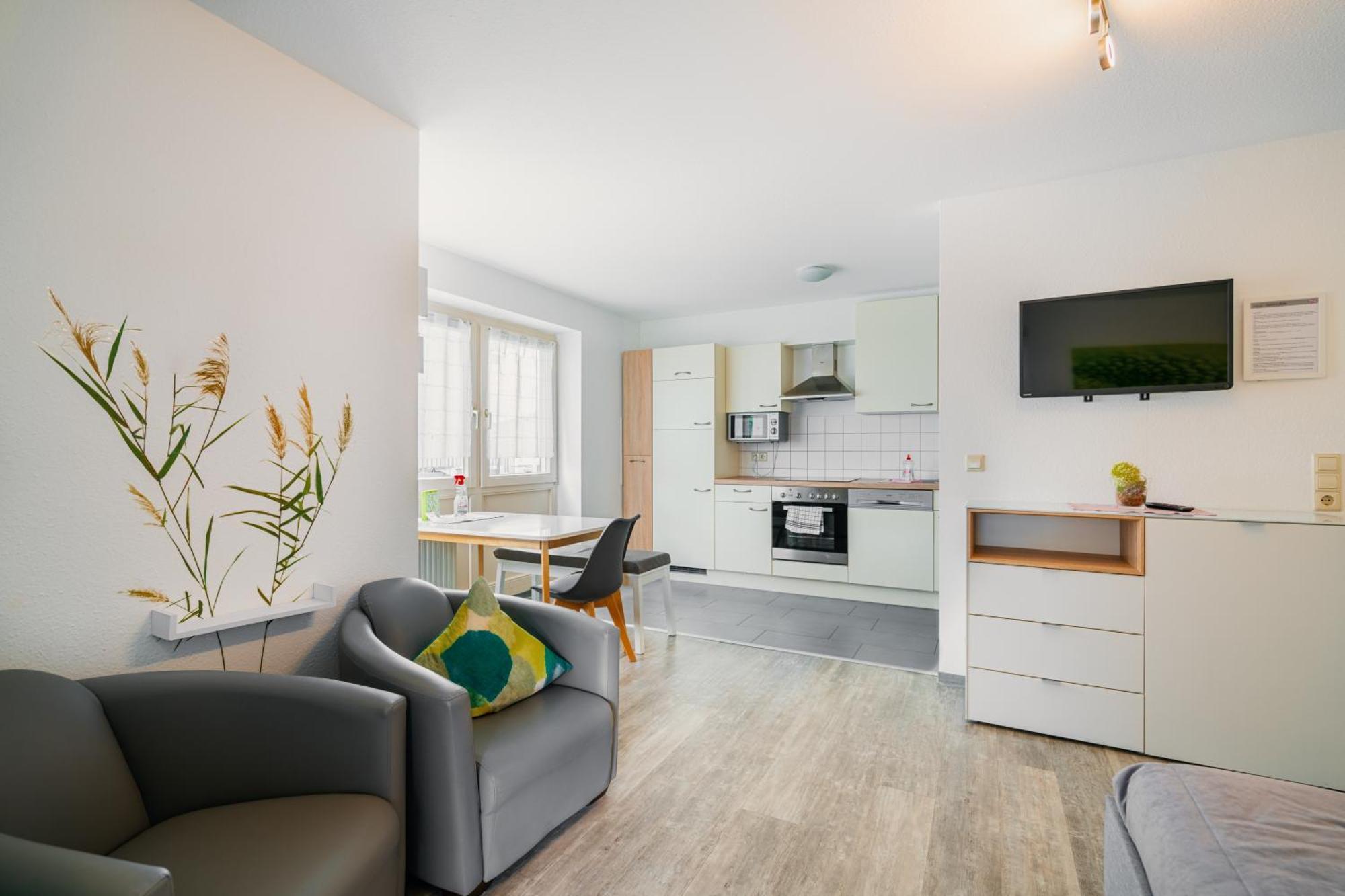 Apartment Enjoy รูสท์ ภายนอก รูปภาพ